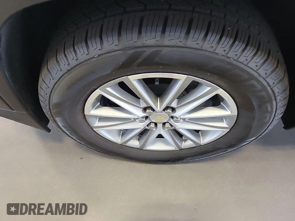 2022 Chevrolet Traverse LT with VIN 1GNERHKW6NJ133009, listed as a IAAI auction lot 42634836 with 90,143 mi miles and . Bid and sale history available at DreamBid. Image 24.