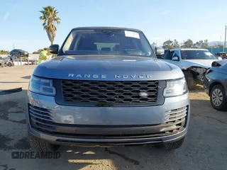 2019 Land Rover Range Rover with VIN SALGS5RE7KA527799, listed as a IAAI auction lot 41977040 with 38,231 mi miles. Bid and sale history available at carsss.com. Image 12.