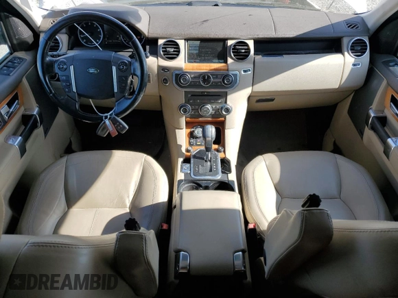 2011 Land Rover LR4 Lux with VIN SALAK2D49BA551976, listed as a Copart auction lot 55651555 with 131,335 mi miles and Clean Title. Bid and sale history available at DreamBid. Image 8.