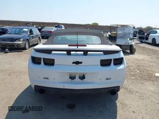 2011 Chevrolet Camaro 1LT z VIN 2G1FB3DDXB9197294, wystawiony jako IAAI lot #42715421 z przebiegiem 100 981 mil mil oraz . Historia ofert i sprzedaży dostępna na DreamBid. Obrazek 16.