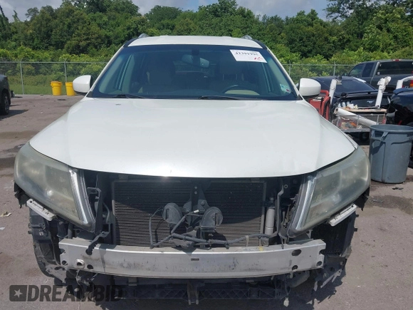 2016 Nissan Pathfinder S with VIN 5N1AR2MN7GC670676, listed as a IAAI auction lot 42391995 with 165,391 mi miles and . Bid and sale history available at DreamBid. Image 12.