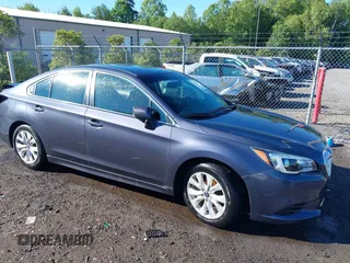 2015 Subaru Legacy Premium z VIN 4S3BNAC6XF3061007, wystawiony jako IAAI lot #42188439 z przebiegiem 112 702 mil mil oraz . Historia ofert i sprzedaży dostępna na DreamBid. Obrazek 1.