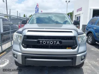 2016 Toyota Tundra 4WD Truck SR5 with VIN 5TFDW5F15GX554763, listed as a IAAI auction lot 42092776 with 141,522 mi miles. Bid and sale history available at carsss.com. Image 12.