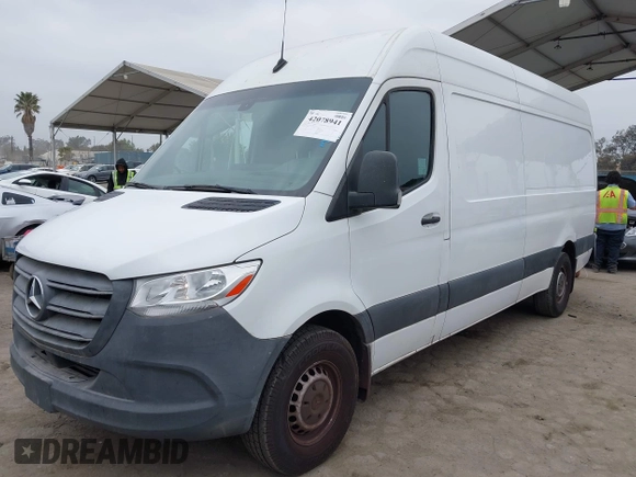 2021 Mercedes-Benz Sprinter Cargo with VIN W1W40CHY4MT054679, listed as a IAAI auction lot 42078941 with 148,214 mi miles. Bid and sale history available at carsss.com. Image 19.