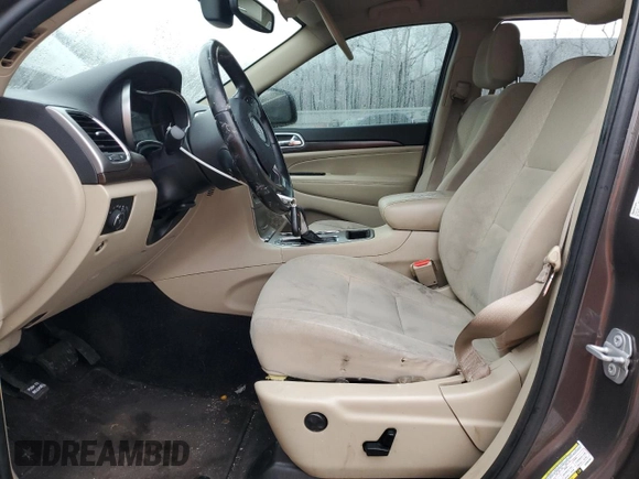 2018 Jeep Grand Cherokee Laredo E with VIN 1C4RJEAG7JC300762, listed as a Copart auction lot 44123275 with 133,424 mi miles and Salvage Title. Bid and sale history available at carsss.com. Image 7.
