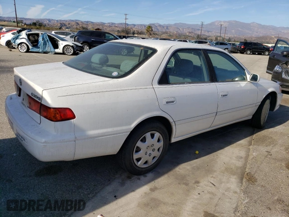 2000 Toyota Camry CE with VIN JT2BG22K6Y0450027, listed as a Copart auction lot 42501155 with 257,416 mi miles and Clean Title. Bid and sale history available at carsss.com. Image 3.