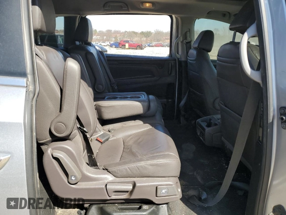 2019 Honda Odyssey Touring z VIN 5FNRL6H87KB109460, wystawiony jako Copart lot #48632105 z przebiegiem 68 604 mil mil oraz Szkoda całkowita • Salvage title. Historia ofert i sprzedaży dostępna na DreamBid. Obrazek 11.