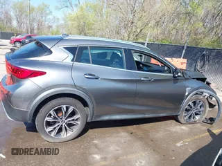 2017 Infiniti QX30 Luxury with VIN SJKCH5CR9HA034311, listed as a IAAI auction lot 41985776 with 79,734 mi miles. Bid and sale history available at carsss.com. Image 13.