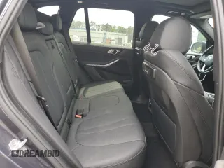 2020 BMW X5 sDrive40i z VIN 5UXCR4C09L9B23285, wystawiony jako Copart lot #55269725 z przebiegiem 29 891 mil mil oraz Czysty tytuł • Clean title. Historia ofert i sprzedaży dostępna na DreamBid. Obrazek 11.