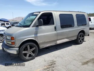 2002 GMC Savana z VIN 1GDFG15R521161679, wystawiony jako Copart lot #54451565 z przebiegiem 147 028 mil mil oraz Szkody całkowita. Historia ofert i sprzedaży dostępna na DreamBid. Obrazek 1.