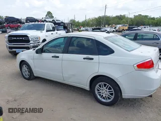 2009 Ford Focus SE with VIN 1FAHP35NX9W203482, listed as a IAAI auction lot 41870714 with 184,823 mi miles. Bid and sale history available at carsss.com. Image 14.