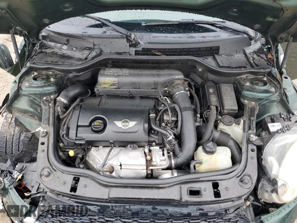2014 MINI Clubman S z VIN WMWZG3C53ET800872, wystawiony jako Copart lot #45031435 z przebiegiem 135 139 mil mil oraz Szkoda całkowita • Salvage title. Historia ofert i sprzedaży dostępna na DreamBid. Obrazek 11.