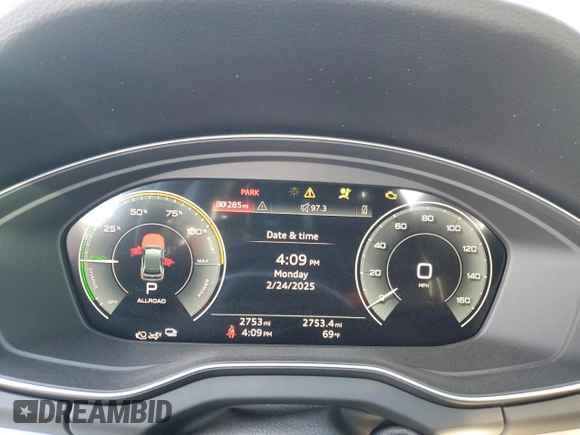 2024 Audi Q5 S line Premium Plus z VIN WA1E2AFYXR2149594, wystawiony jako Copart lot #46611695 z przebiegiem 2 753 mil mil oraz Szkoda całkowita • Salvage title. Historia ofert i sprzedaży dostępna na DreamBid. Obrazek 9.