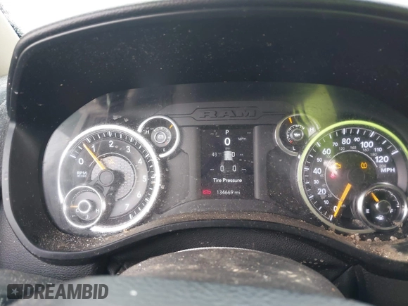 2019 Ram 1500 Big Horn/Lone Star with VIN 1C6SRFFT9KN783755, listed as a IAAI auction lot 41381428 with 134,669 mi miles. Bid and sale history available at carsss.com. Image 7.