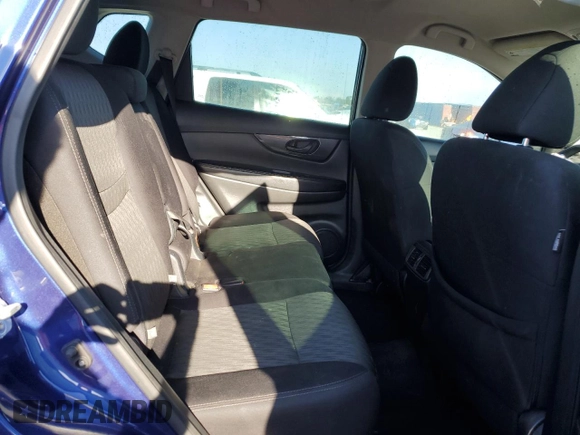 2020 Nissan Rogue S z VIN 5N1AT2MT4LC812296, wystawiony jako Copart lot #56824445 z przebiegiem 88 003 mil mil oraz Szkoda całkowita • Salvage title. Historia ofert i sprzedaży dostępna na DreamBid. Obrazek 11.