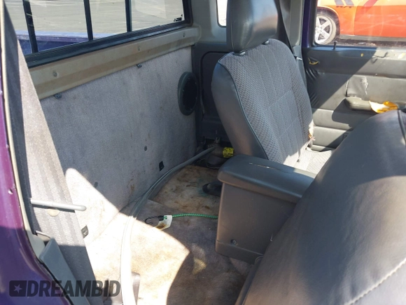 1996 Nissan Frontier XE с VIN 1N6SD16S8TC317536, выставлен на аукционе IAAI как лот 42840011 с пробегом 358 245 миль миль и . История ставок и продаж доступна на DreamBid. Изображение 8.
