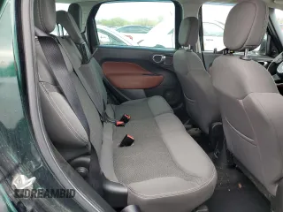 2014 FIAT 500L Trekking z VIN ZFBCFADH9EZ006421, wystawiony jako Copart lot #52418365 z przebiegiem 112 740 mil mil oraz Szkody całkowita. Historia ofert i sprzedaży dostępna na DreamBid. Obrazek 10.
