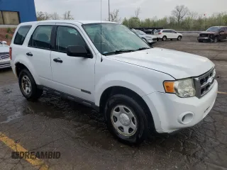 2008 Ford Escape XLS с VIN 1FMCU02Z58KB35743, выставлен на аукционе Copart как лот 54830015 с пробегом 166 643 миль миль и Списание • Salvage title. История ставок и продаж доступна на DreamBid. Изображение 4.