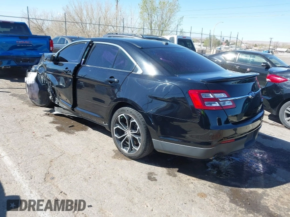 2016 Ford Taurus SHO z VIN 1FAHP2KTXGG153963, wystawiony jako IAAI lot #41825220 z przebiegiem Nie podano mil oraz . Historia ofert i sprzedaży dostępna na DreamBid. Obrazek 3.