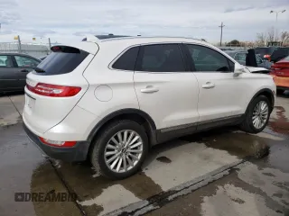 2019 Lincoln MKC Standard with VIN 5LMCJ1D9XKUL26787, listed as a Copart auction lot 40276364 with 81,052 mi miles and . Bid and sale history available at DreamBid. Image 3.