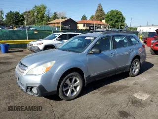 2014 Subaru Outback 2.5i with VIN 4S4BRCAC2E3268350, listed as a Copart auction lot 61493445 with 194,912 mi miles and Clean title. Bid and sale history available at DreamBid. Image 1.