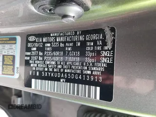 2013 Kia Sorento EX z VIN 5XYKUDA65DG413913, wystawiony jako IAAI lot #42256920 z przebiegiem 115 829 mil mil oraz . Historia ofert i sprzedaży dostępna na DreamBid. Obrazek 9.