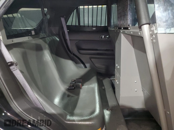 2015 Ford Utility Police Interceptor with VIN 1FM5K8AR6FGC26969, listed as a Copart auction lot 44251065 with 188,521 mi miles and Clean Title. Bid and sale history available at carsss.com. Image 11.