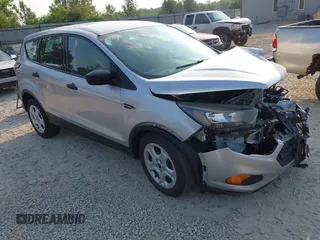 2018 Ford Escape S с VIN 1FMCU0F7XJUA40663, выставлен на аукционе IAAI как лот 42423847 с пробегом 33 365 миль миль и . История ставок и продаж доступна на DreamBid. Изображение 1.
