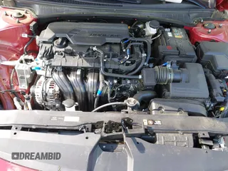 2025 Hyundai Elantra SE z VIN KMHLL4DG8SU938824, wystawiony jako IAAI lot #42022984 z przebiegiem 1234 mil mil oraz . Historia ofert i sprzedaży dostępna na DreamBid. Obrazek 10.