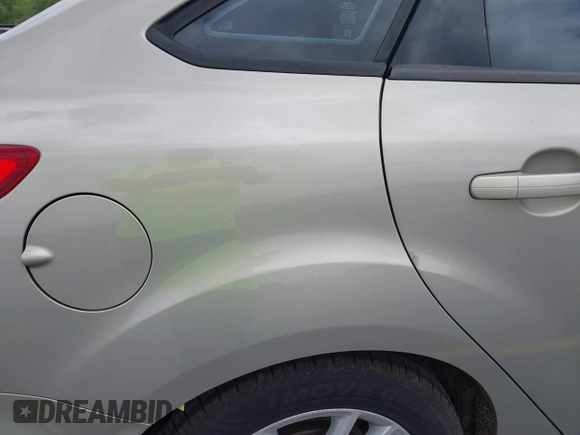 2016 Ford Focus SE with VIN 1FADP3F23GL350387, listed as a IAAI auction lot 41948782 with 70,188 mi miles. Bid and sale history available at carsss.com. Image 14.