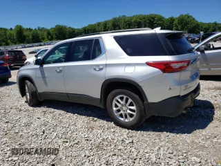 2019 Chevrolet Traverse LT Cloth with VIN 1GNEVGKW0KJ151183, listed as a Copart auction lot 60988104 with 82,431 mi miles and Salvage Title. Bid and sale history available at carsss.com. Image 2.