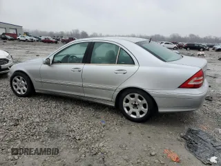 2005 Mercedes-Benz C 240 with VIN WDBRF61J85F614572, listed as a Copart auction lot 43930275 with 147,548 mi miles and Clean Title. Bid and sale history available at DreamBid. Image 2.