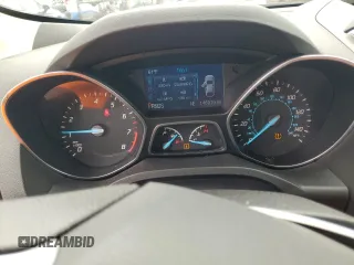 2014 Ford Escape SE z VIN 1FMCU9G96EUD93590, wystawiony jako Copart lot #57810015 z przebiegiem 146 919 mil mil oraz Czysty tytuł • Clean title. Historia ofert i sprzedaży dostępna na DreamBid. Obrazek 9.