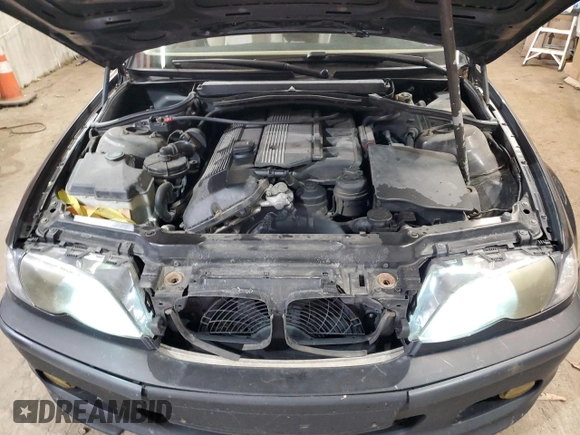 2004 BMW 3 Series 330i with VIN WBAEV53484KM32958, listed as a Copart auction lot 48792035 with 192,471 mi miles and Salvage Title. Bid and sale history available at carsss.com. Image 13.