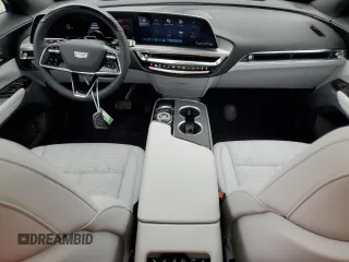 2025 Cadillac LYRIQ Sport z VIN 1GYKPTRL2SZ303874, wystawiony jako Copart lot #55592315 z przebiegiem 447 mil mil oraz Szkody całkowita. Historia ofert i sprzedaży dostępna na DreamBid. Obrazek 8.