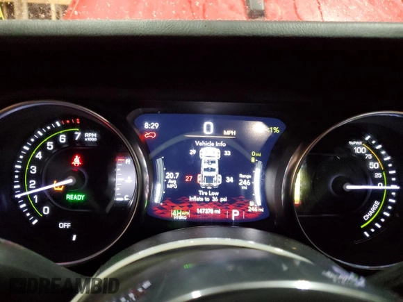 2021 Jeep Wrangler Unlimited Sahara z VIN 1C4JJXP64MW786392, wystawiony jako Copart lot #51800875 z przebiegiem 147 378 mil mil oraz Szkoda całkowita • Salvage title. Historia ofert i sprzedaży dostępna na DreamBid. Obrazek 9.