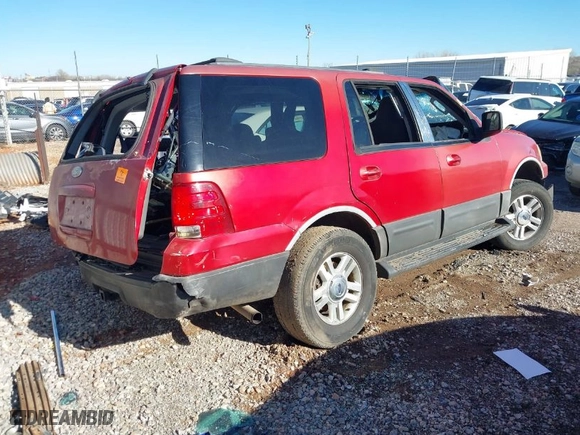 2003 Ford Expedition Special Service with VIN 1FMRU15WX3LA27770, listed as a IAAI auction lot 41213398 with 1 mi miles. Bid and sale history available at carsss.com. Image 4.