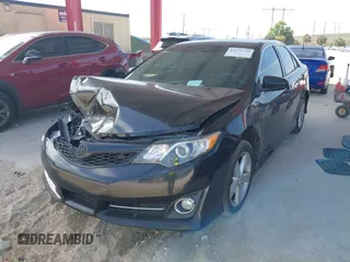 2013 Toyota Camry L with VIN 4T1BF1FK3DU257587, listed as a IAAI auction lot 41975733 with 187,011 mi miles. Bid and sale history available at carsss.com. Image 2.