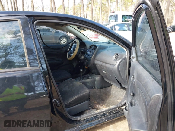 2015 Nissan Versa S Plus with VIN 3N1CN7AP7FL837555, listed as a IAAI auction lot 41608123 with 296,618 mi miles and . Bid and sale history available at DreamBid. Image 5.