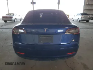 2020 Tesla Model 3 Standard Range Plus z VIN 5YJ3E1EA1LF744069, wystawiony jako Copart lot #53437085 z przebiegiem 121 845 mil mil oraz Szkoda całkowita • Salvage title. Historia ofert i sprzedaży dostępna na DreamBid. Obrazek 6.