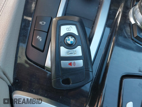 2014 BMW 5 Series 535i with VIN WBA5B1C59ED476466, listed as a IAAI auction lot 40785285 with 139,660 mi miles and . Bid and sale history available at DreamBid. Image 11.