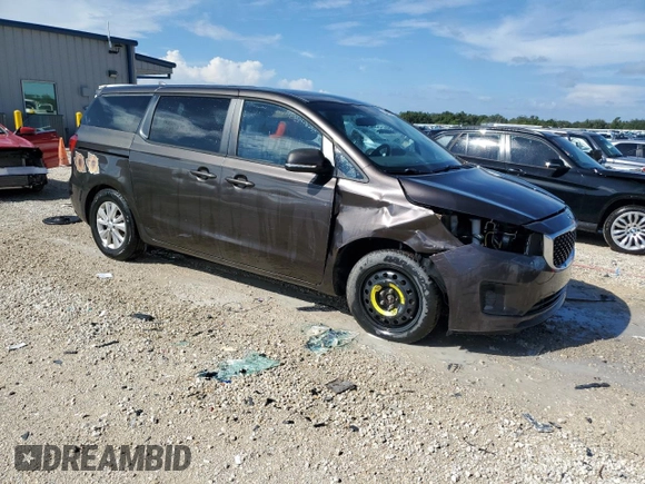 2017 Kia Sedona LX with VIN KNDMB5C13H6220108, listed as a Copart auction lot 72136674 with 72,426 mi miles and Salvage Title. Bid and sale history available at carsss.com. Image 4.