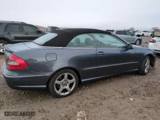 2006 Mercedes-Benz CLK-Class 5.0L with VIN WDBTK75J16F172401, listed as a Copart auction lot 43644735 with 84,032 mi miles and Salvage Title. Bid and sale history available at carsss.com. Image 3.