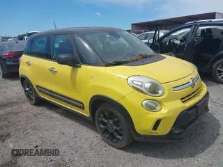 2017 FIAT 500L Trekking z VIN ZFBCFADH5HZ039579, wystawiony jako IAAI lot #42163079 z przebiegiem 66 940 mil mil oraz . Historia ofert i sprzedaży dostępna na DreamBid. Obrazek 1.
