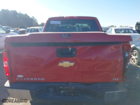 2009 Chevrolet Silverado 1500 LTZ with VIN 3GCEK33M09G192755, listed as a IAAI auction lot 41015399 with 122,851 mi miles. Bid and sale history available at carsss.com. Image 16.