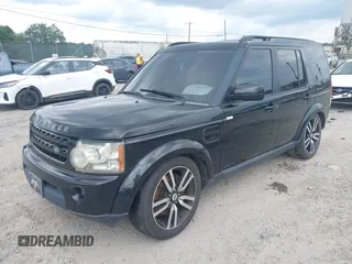 2011 Land Rover LR4 HSE с VIN SALAG2D40BA583460, выставлен на аукционе IAAI как лот 42795572 с пробегом 152 303 миль миль и . История ставок и продаж доступна на DreamBid. Изображение 17.