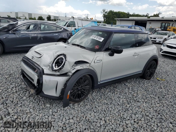 2022 MINI Hardtop Cooper S with VIN WMW53DH06N2S21412, listed as a Copart auction lot 61876185 with Not provided miles and Salvage title. Bid and sale history available at DreamBid. Image 1.