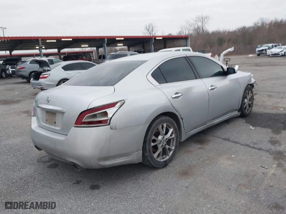 2014 Nissan Maxima 3.5 SV with VIN 1N4AA5AP0EC485438, listed as a IAAI auction lot 41346586 with 148,579 mi miles. Bid and sale history available at carsss.com. Image 4.