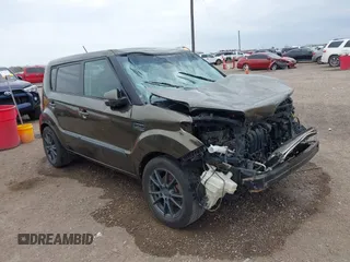 2013 Kia Soul + z VIN KNDJT2A67D7567376, wystawiony jako IAAI lot #41582920 z przebiegiem Nie podano mil oraz . Historia ofert i sprzedaży dostępna na DreamBid. Obrazek 1.