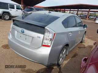 2010 Toyota Prius II with VIN JTDKN3DU3A0035772, listed as a IAAI auction lot 41890969 with 198,914 mi miles. Bid and sale history available at carsss.com. Image 4.
